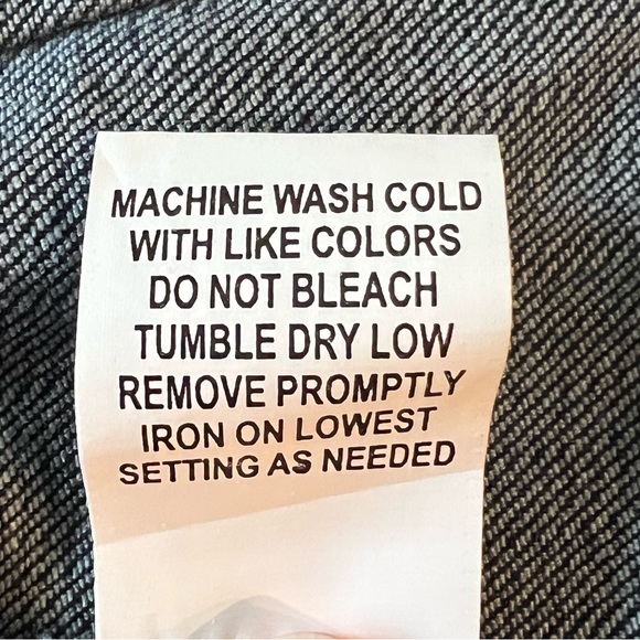 Choices denim stretch blue jacket with embroidered & crystal details. Size L - Picture 10 of 10